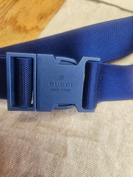 Actual Gucci Jetsons children's belt bag photo 2