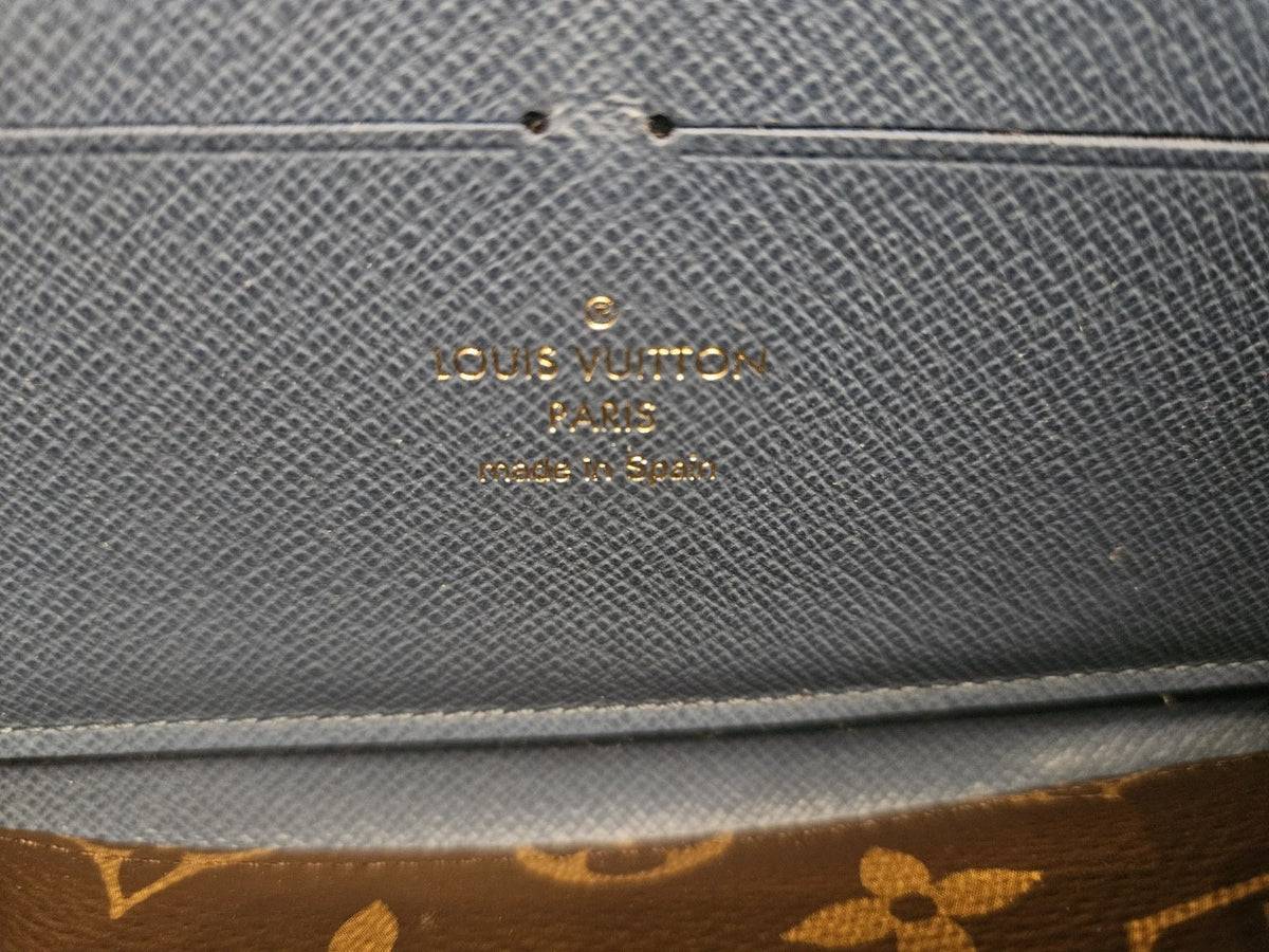 Upright Louis Vuitton interior stamp